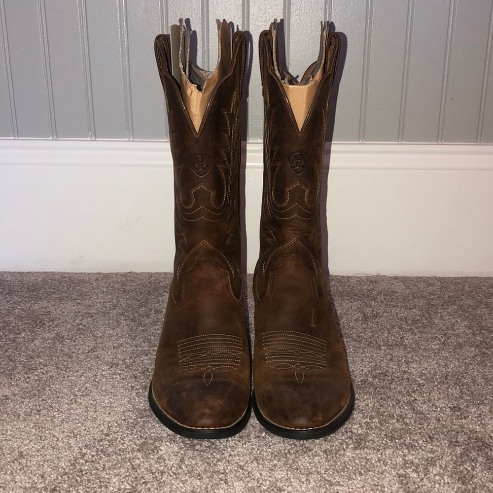 Ariat Cowgirl boots